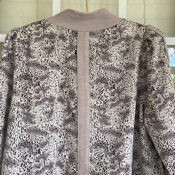THML Animal Print Blouse - Picture 7 of 9
